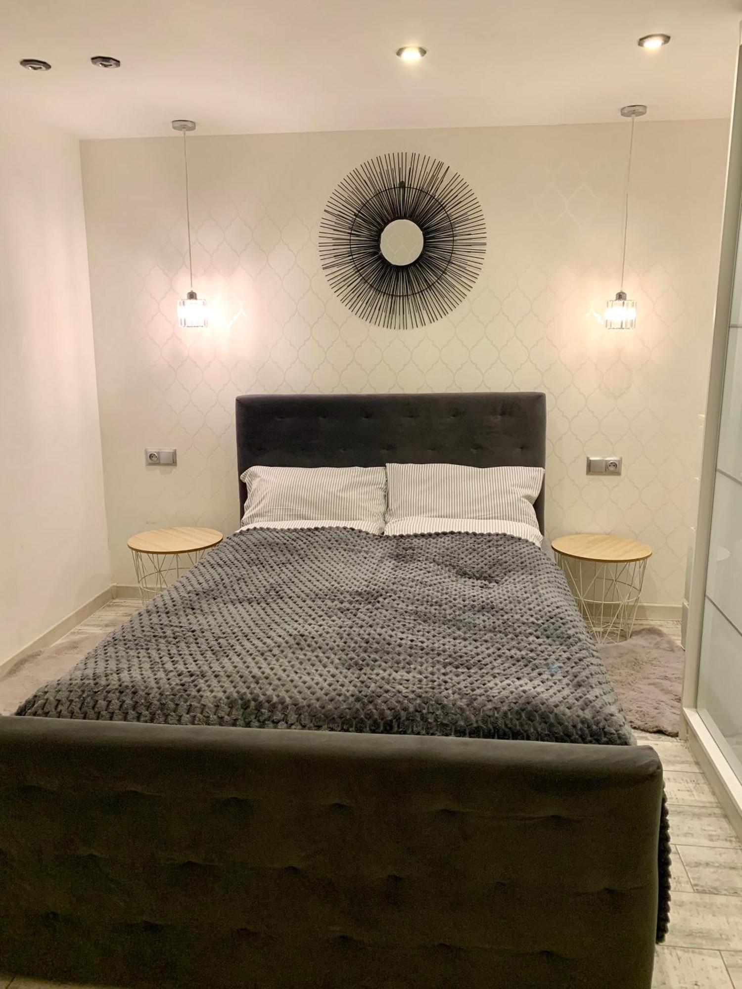 Uroczy Apartament Z Patio Szczecin Kültér fotó